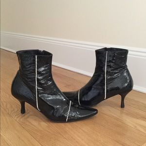 Kenneth Cole Black Patent Leather Booties, Sz 7.5
